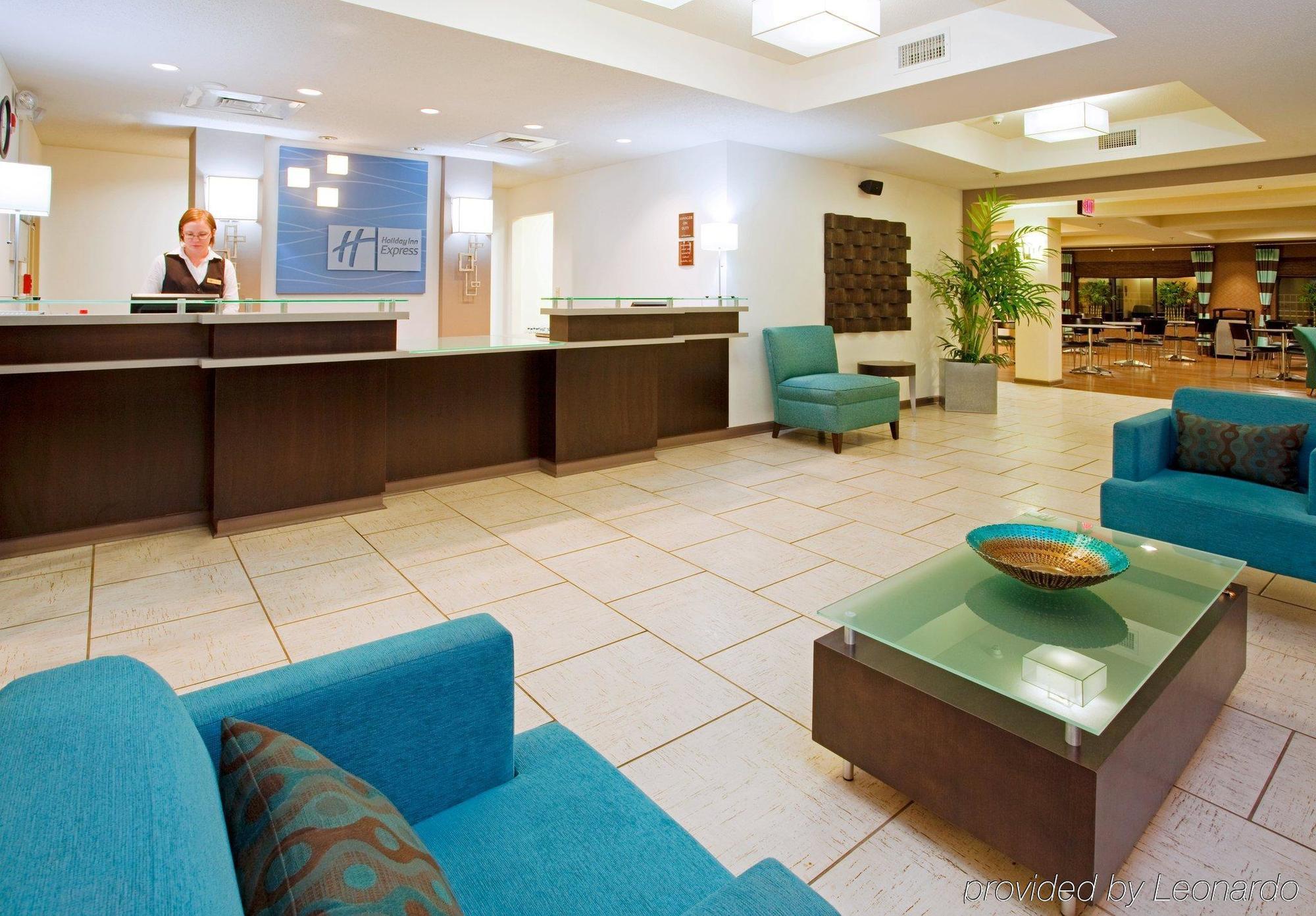 Holiday Inn Express Hotel & Suites Greensboro-East By Ihg Interior photo